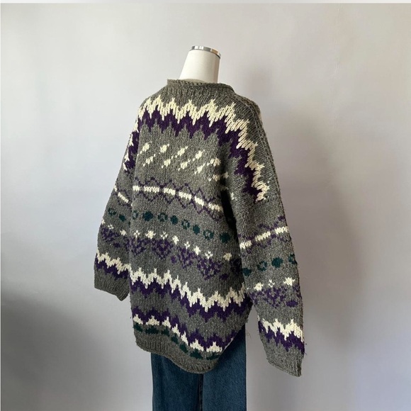 Vintage Fair isle Grandmacore chunky-knit wool sweater. - Picture 2 of 8